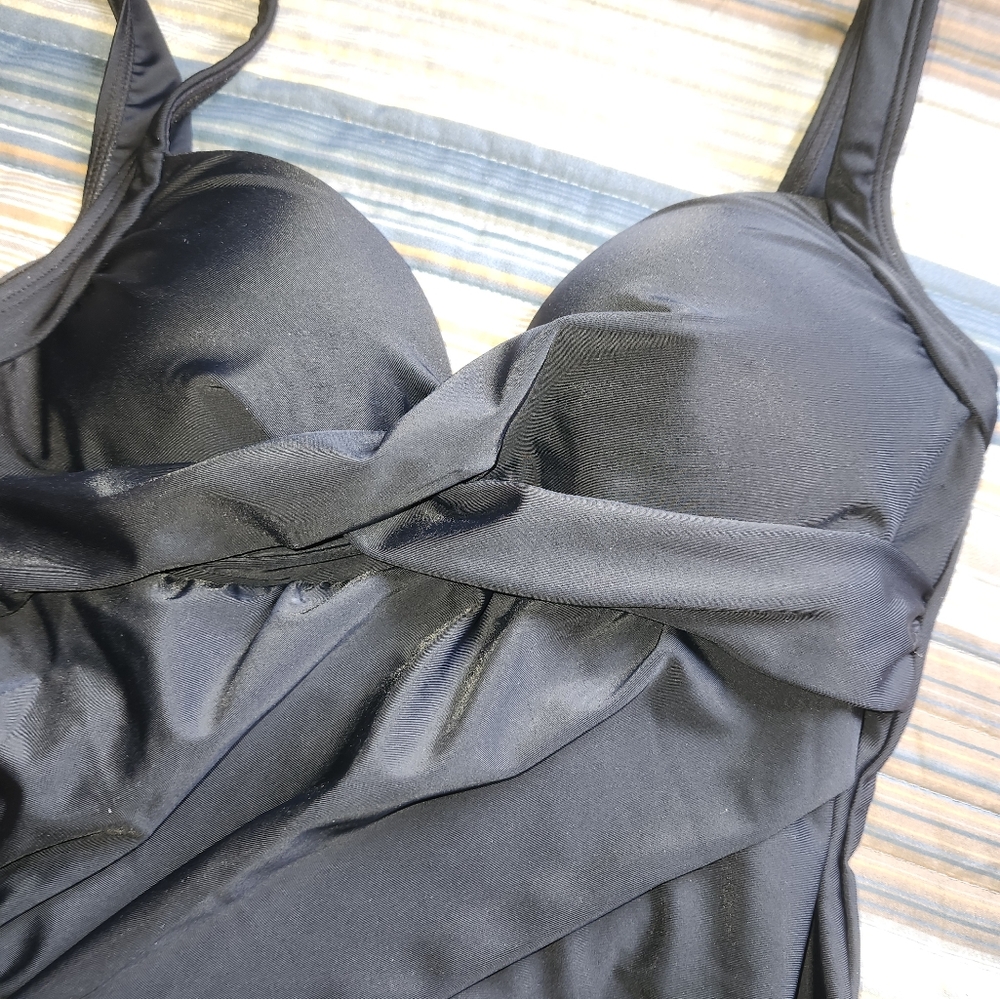 Bikini - Picture 4 of 4